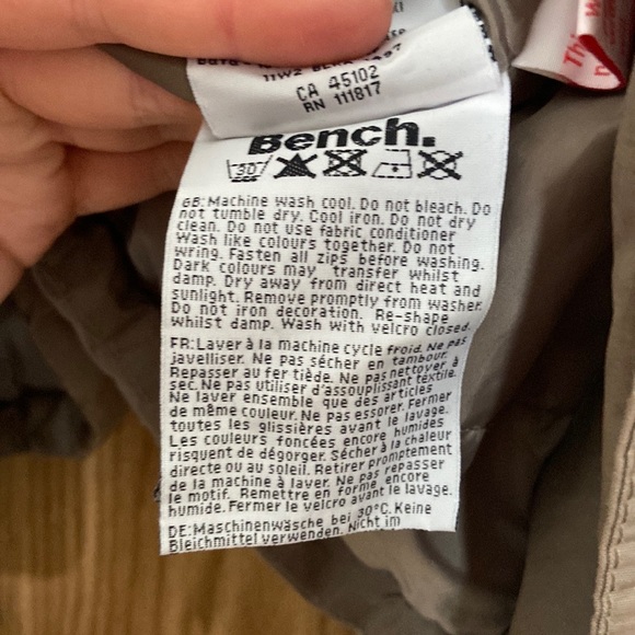 Bench Jacket - Picture 10 of 12